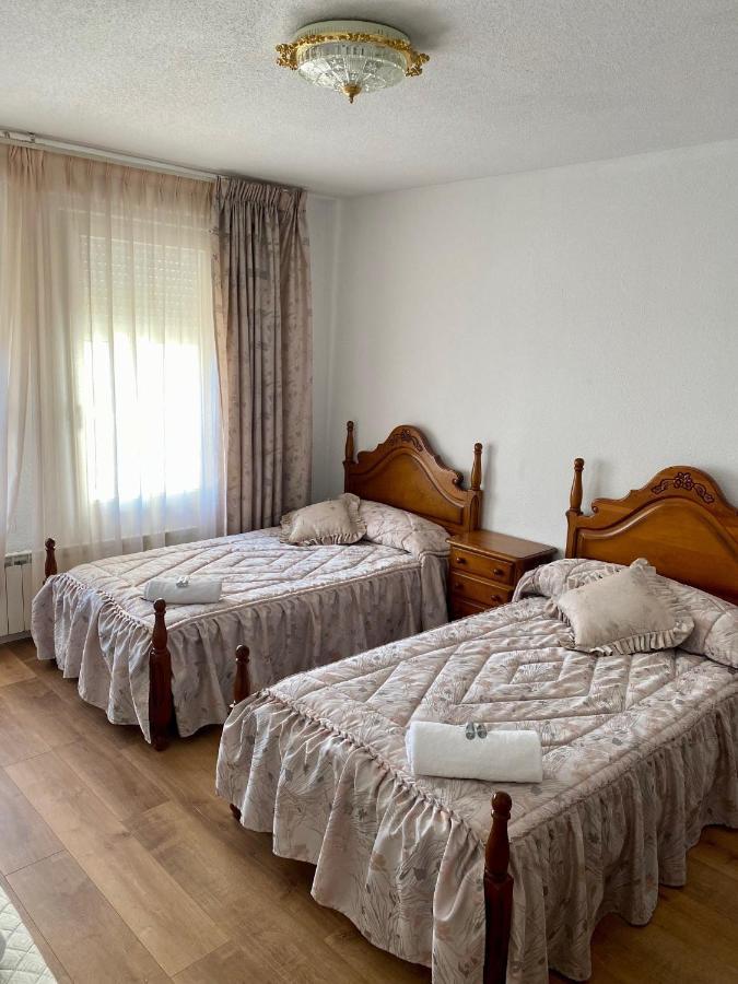 Villa De La Acacia Gójar Kültér fotó