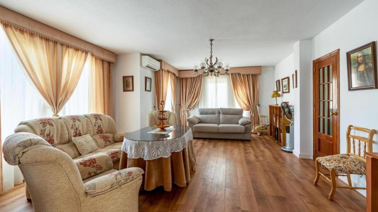 Villa De La Acacia Gójar Kültér fotó