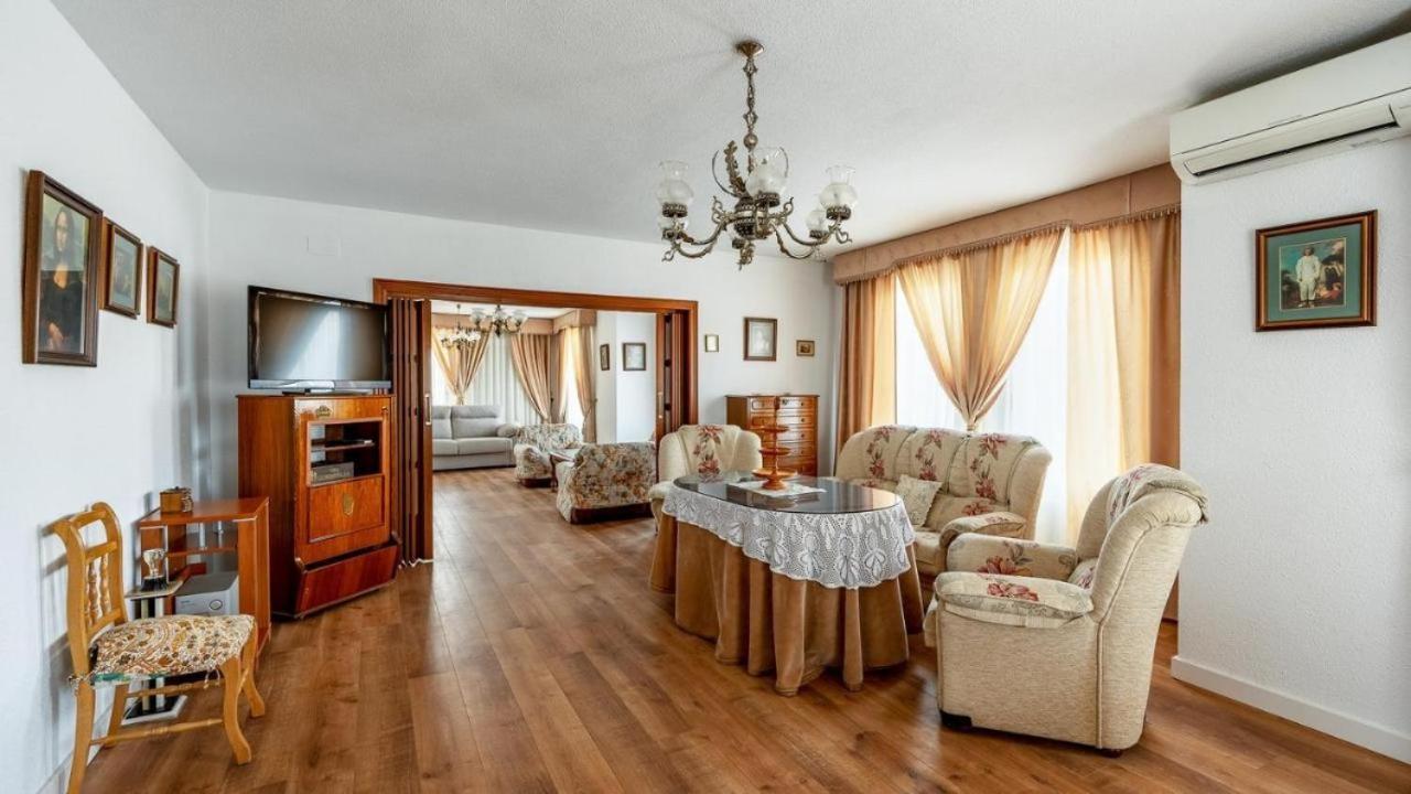 Villa De La Acacia Gójar Kültér fotó